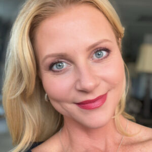 Profile photo of Julie Meikle