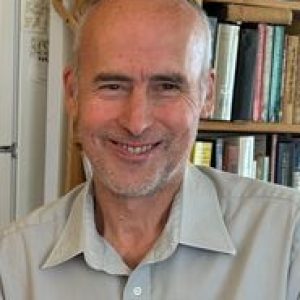 Profile photo of Elliott Robertson