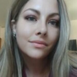 Profile photo of Elissa Hawxhurst